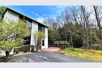 52 Medallion Road, Kiamesha Lake, NY 12751 - Photo 1