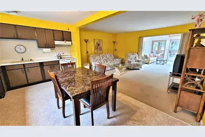 52 Medallion Road, Kiamesha Lake, NY 12751 - Photo 7