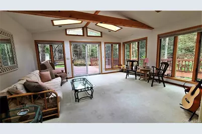 52 Medallion Road, Kiamesha Lake, NY 12751 - Photo 5