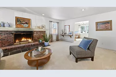 9 Carlisle Drive, Northport, NY 11768 - Photo 5