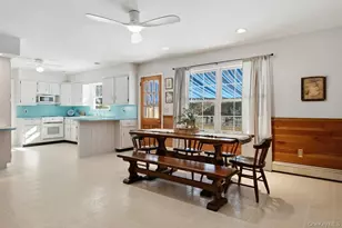 9 Carlisle Dr, Northport, NY 11768 - Photo 17