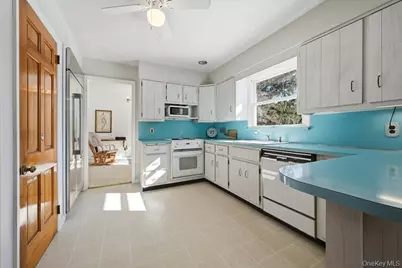 9 Carlisle Drive, Northport, NY 11768 - Photo 11