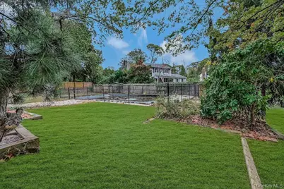 9 Carlisle Drive, Northport, NY 11768 - Photo 25