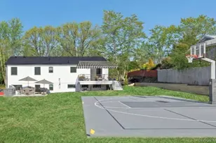 238 Sebonac Rd, Southampton, NY 11968 - Photo 3