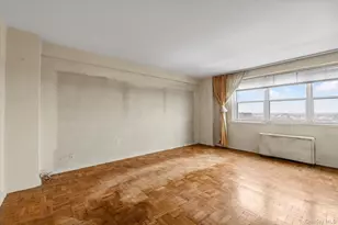 66-36 Yellowstone Blvd, Forest Hills, NY 11375 - Photo 9