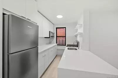 3260 Netherland Avenue #2G, Bronx, NY 10463 - Photo 3