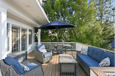 8 Wakefield Road, Scarsdale, NY 10583 - Photo 31