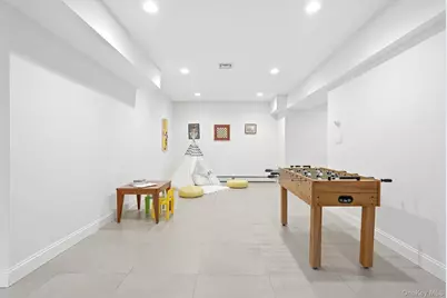 8 Wakefield Road, Scarsdale, NY 10583 - Photo 27