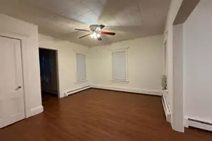 37 Riverside Dr, Suffern, NY 10901 - Photo 5