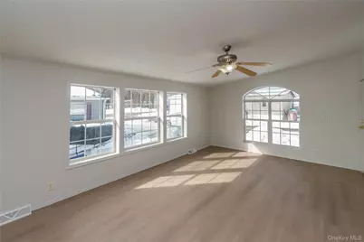 79 Stern Scenic Drive, Middletown, NY 10940 - Photo 17