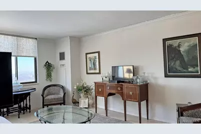 26910 Grand Central Parkway #31P, Floral Park, NY 11005 - Photo 9