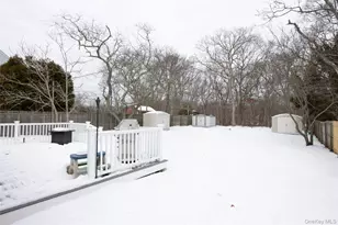 137 Riverside Ave, Mastic Beach, NY 11951 - Photo 23