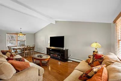 137 Riverside Avenue, Mastic Beach, NY 11951 - Photo 5