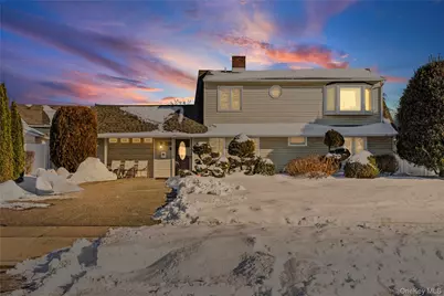 43 Wildflower Lane, Wantagh, NY 11793 - Photo 25