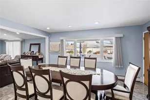 43 Wildflower Ln, Wantagh, NY 11793 - Photo 7