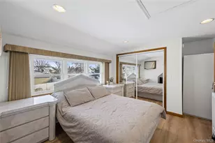 43 Wildflower Ln, Wantagh, NY 11793 - Photo 21