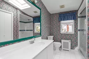 212 Wilton St, New Hyde Park, NY 11040 - Photo 13