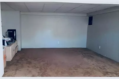 77 Lynton Road, Albertson, NY 11507 - Photo 11