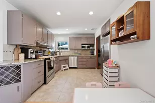 15 Mallard Dr, Center Moriches, NY 11934 - Photo 11