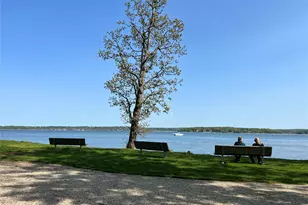 140 Old Winkle Point Rd, Northport, NY 11768 - Photo 37