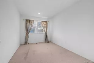 205 Fairfield Dr E, Holbrook, NY 11741 - Photo 29