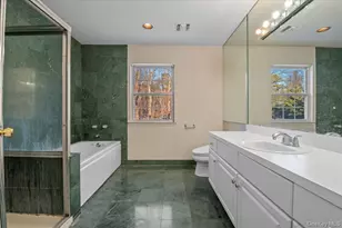 205 Fairfield Dr E, Holbrook, NY 11741 - Photo 25