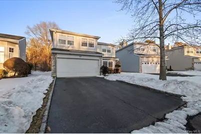 205 Fairfield Drive E, Holbrook, NY 11741 - Photo 33