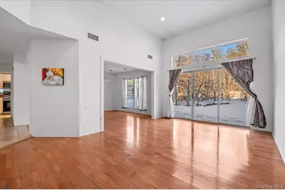 205 Fairfield Drive E, Holbrook, NY 11741 - Photo 9