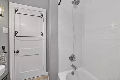 51 Lakeside Road, Newburgh, NY 12550 - Photo 17