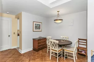 10 Holder Pl, Forest Hills, NY 11375 - Photo 7