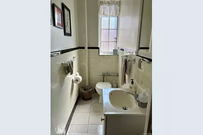 10 Holder Place #2A, Forest Hills, NY 11375 - Photo 13