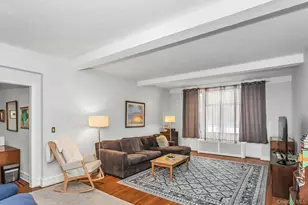 10 Holder Pl, Forest Hills, NY 11375 - Photo 5