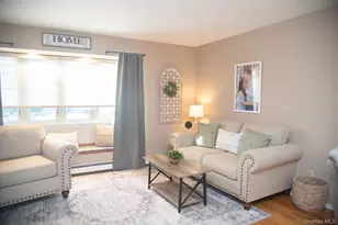 171 Tyler Ave, Miller Place, NY 11764 - Photo 3