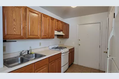 139 Rombout Avenue #1, Beacon, NY 12508 - Photo 7