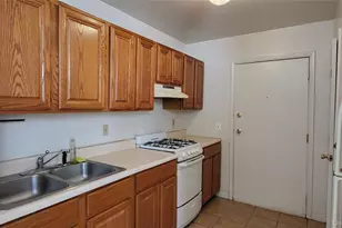 139 Rombout Ave, Beacon, NY 12508 - Photo 7