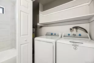 304 Kingston Ct, Ridge, NY 11961 - Photo 33