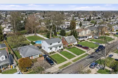 101 Spruce Avenue, Bethpage, NY 11714 - Photo 39