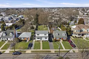 101 Spruce Ave, Bethpage, NY 11714 - Photo 3