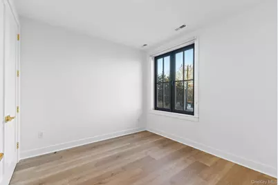 100 E Putnam Avenue #203, Call Listing Agent, CT 06807 - Photo 11