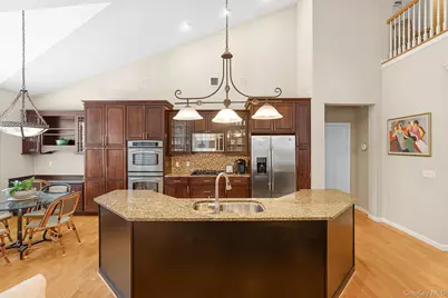 179 Melody Court, Eastport, NY 11941 - Photo 3