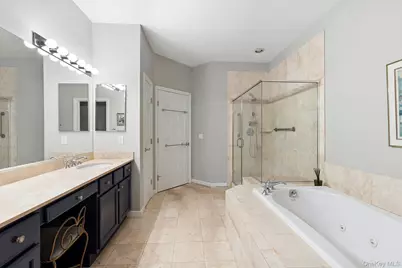 179 Melody Court, Eastport, NY 11941 - Photo 9