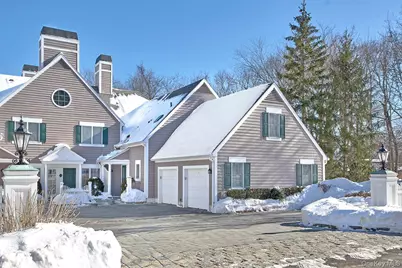 5 Wyndham Close, White Plains, NY 10605 - Photo 1