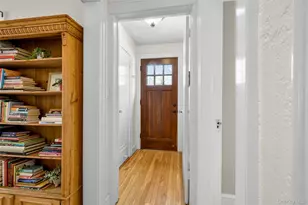 6 Shadow Ln, Larchmont, NY 10538 - Photo 3