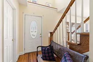 12 Cannon Ct, Huntington, NY 11743 - Photo 3