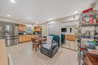 2023 Whitestone Expressway, Whitestone, NY 11357 - Photo 25