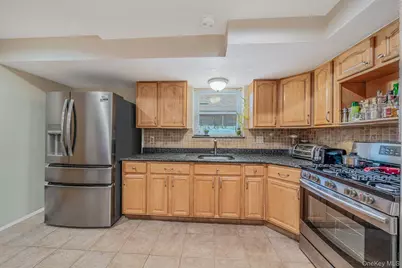 2023 Whitestone Expressway, Whitestone, NY 11357 - Photo 21