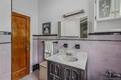 2117 Hazen Street, East Elmhurst, NY 11370 - Photo 15