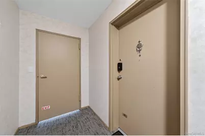 10 Oakwood Terrace #67, New Windsor, NY 12553 - Photo 3