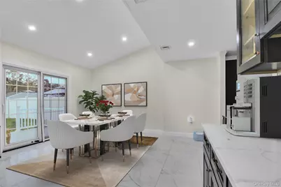 858 Prescott Street, Valley Stream, NY 11580 - Photo 9