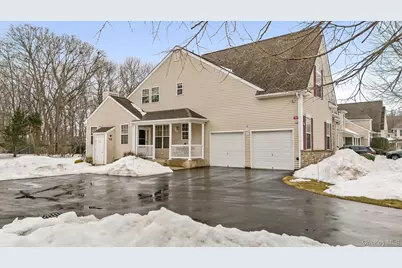 75 Meadow Pond Circle, Miller Place, NY 11764 - Photo 27